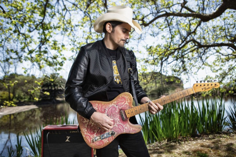 Seymour Duncan and Brad Paisley Collaborate on La Brea Pickups