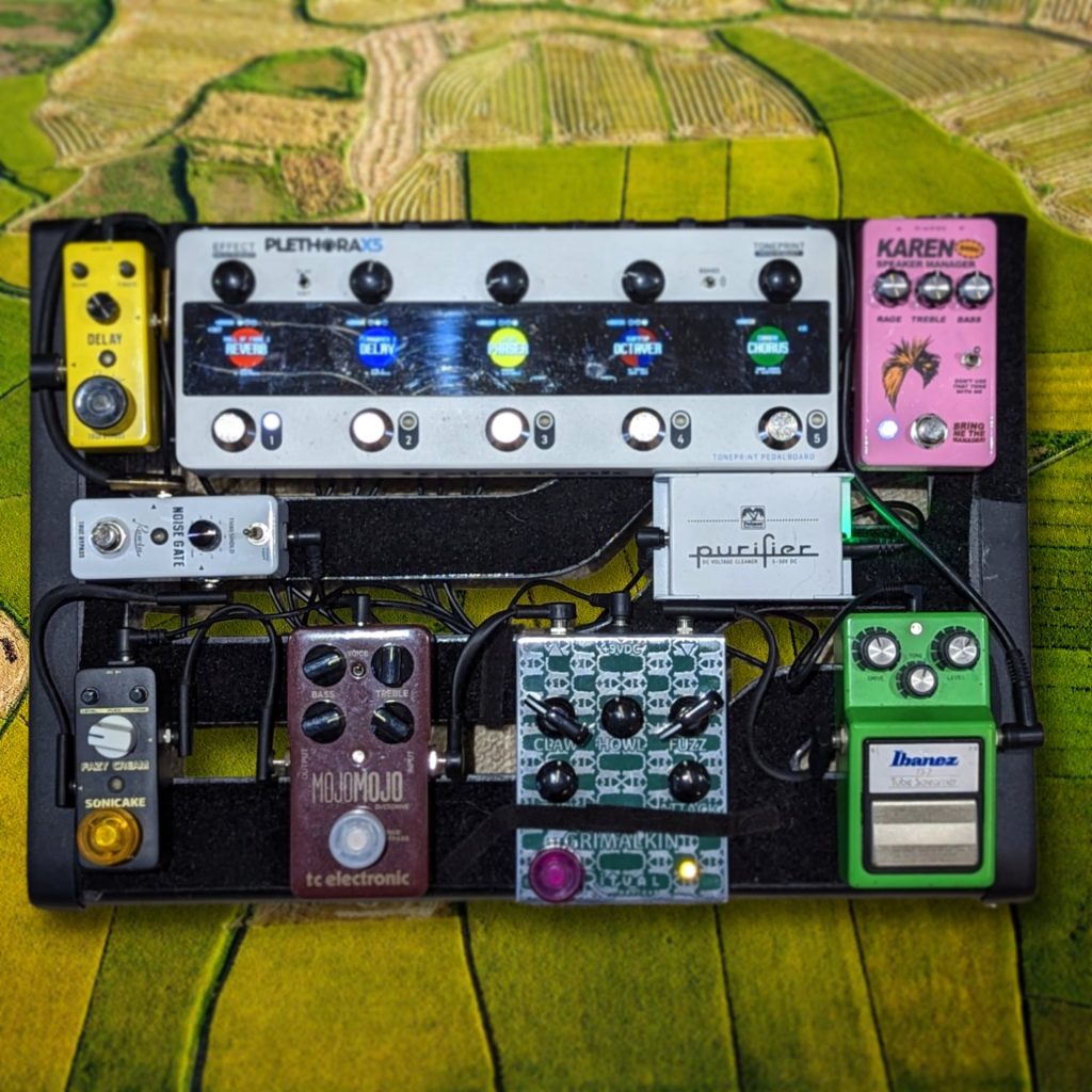 Why guitarists are moving from pedal boards to individual pedals 1